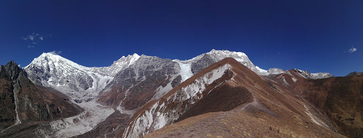 https://raracms.setopati.com/uploads/shares/2020/sujita/langtan/langtang yatra (1).jpg